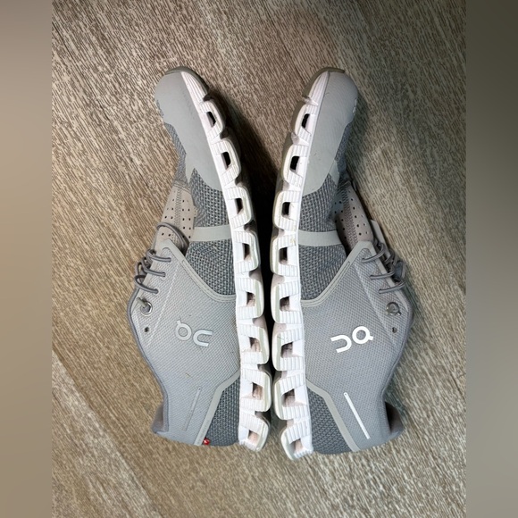 ON RUNNING CLOUD MENS GLACIER/WHITE SIZE 11 - Picture 8 of 9